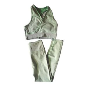 Fabletics Shelby Ribbed Workout Set